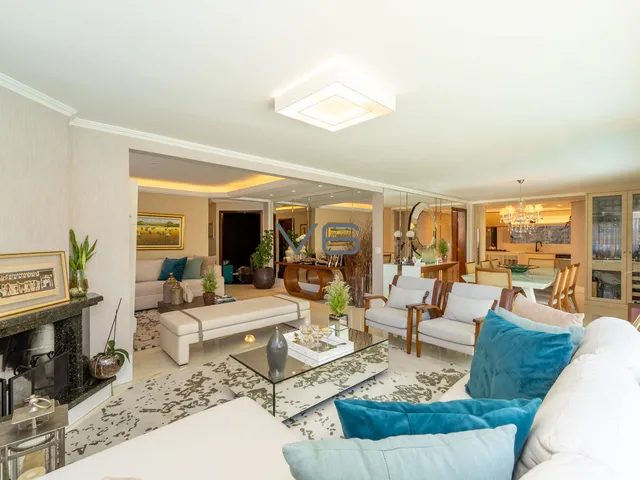 Imagem: Casa Alto Padrão com 638,67m² privativos