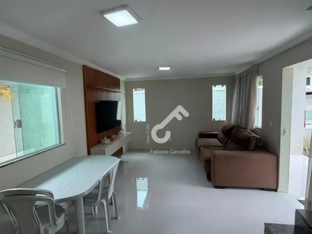 Imagem 2: ESTRADA DO COCO, Abrantes. Casa duplex em condomínio fechado, são 2 suítes superiores