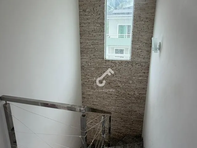 Imagem 7: ESTRADA DO COCO, Abrantes. Casa duplex em condomínio fechado, são 2 suítes superiores