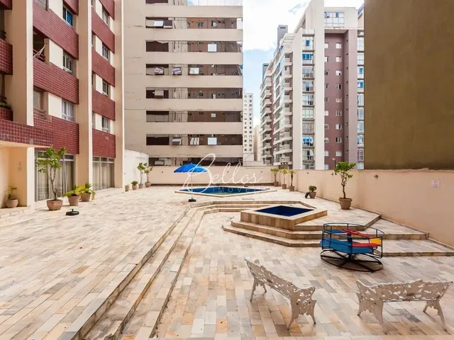 Imagem 2: Aluguel - Apartamento 3 Dormitórios Mobiliado - Bairro Bigorrilho - Bellos Imóveis