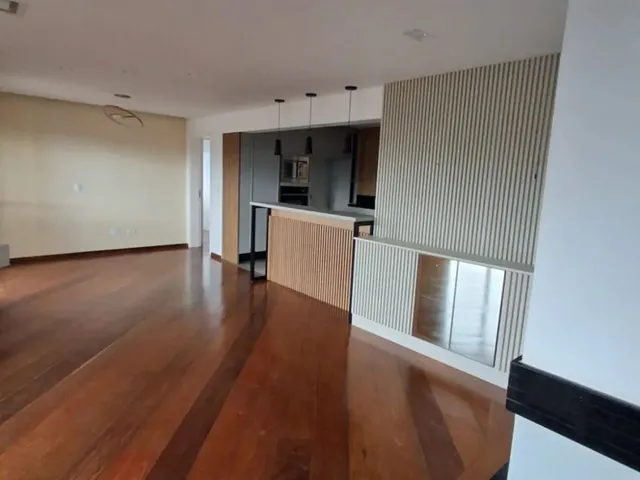 Imagem 7: Apartamento de 4 Quartos no Batel