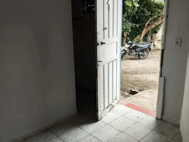 Imagem 3: Quarto com Banheiro (Uberaba) (Aluga-Se