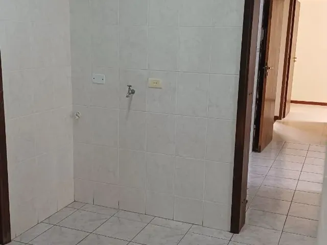Imagem 11: Casa Térrea, 3 Quartos , 2 Banheiros , Hauer Boqueirao R$2.990,00