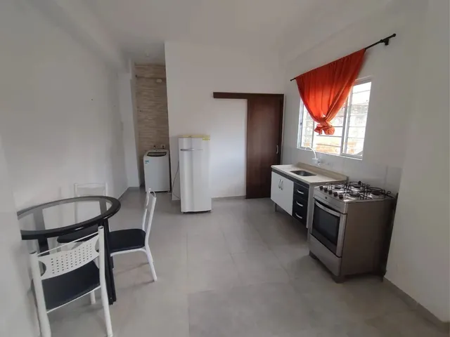 Imagem 5: Excelente Kitnet com Garagem Colombo. Disponível para Visitação!