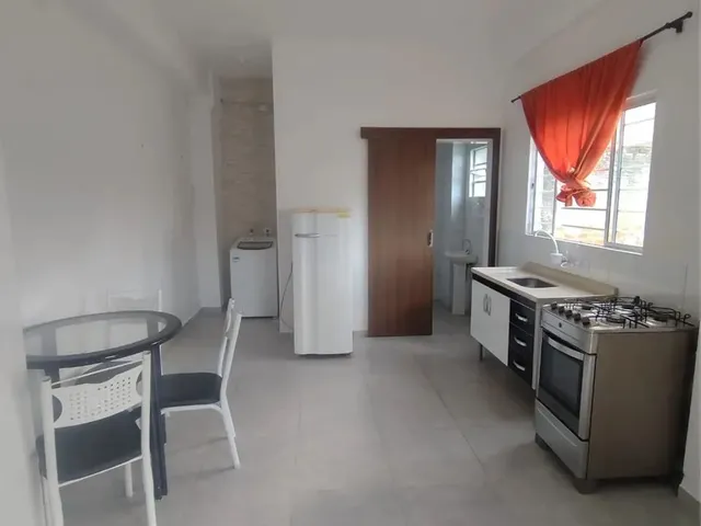 Imagem 8: Excelente Kitnet com Garagem Colombo. Disponível para Visitação!