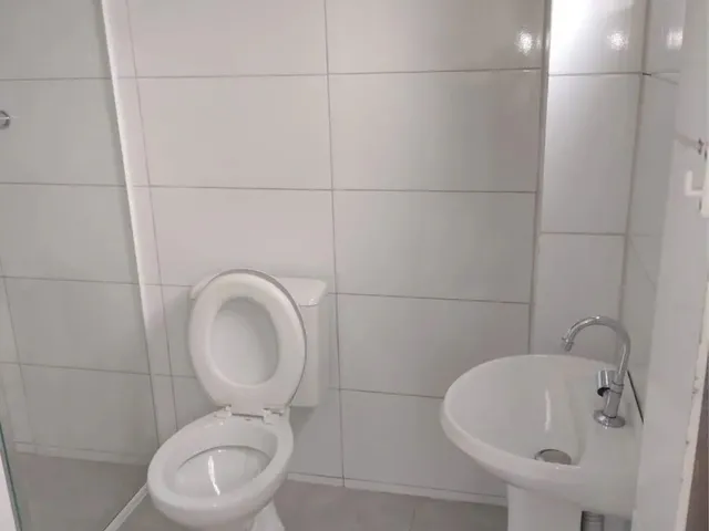 Imagem 9: Excelente Kitnet com Garagem Colombo. Disponível para Visitação!