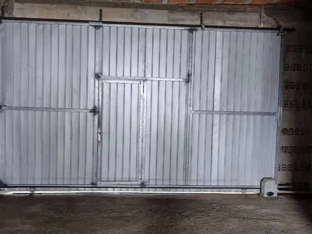 Imagem 12: Excelente Kitnet com Garagem Colombo. Disponível para Visitação!