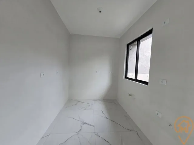 Imagem 6: Sobrado com 3 Quartos para Alugar por R$ 3900.00, 132.89 M2 - Uberaba - Curitiba/Pr