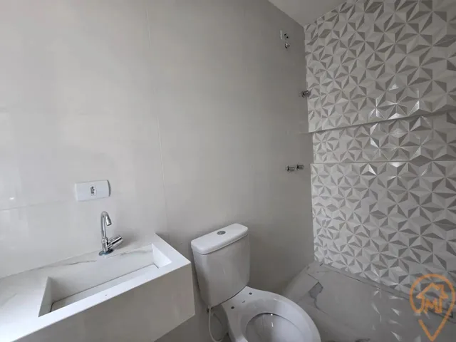 Imagem 5: Sobrado com 3 Quartos para Alugar por R$ 3900.00, 132.89 M2 - Uberaba - Curitiba/Pr