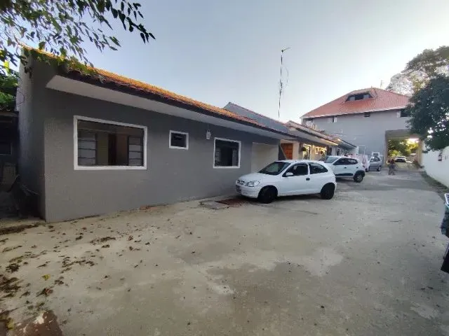 Imagem: Aluguel - Casa 3Quartos 2 Banheiros Px Quartel
