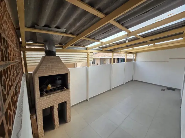 Imagem 9: Sobrado para Aluguel Possui 140 M2 com 3 Quartos em Capão Raso - Curitiba - Pr