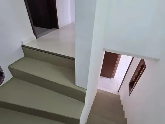 Imagem 3: Sobrado para Aluguel Possui 140 M2 com 3 Quartos em Capão Raso - Curitiba - Pr