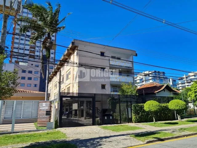 Imagem 1: Garden com 4 Quartos na Petit Carneiro