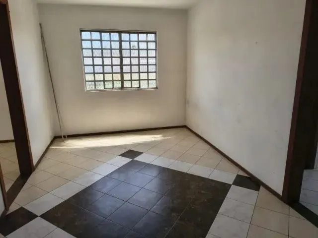 Imagem 2: Apartamento de 2 Quartos no Alto Boqueirão