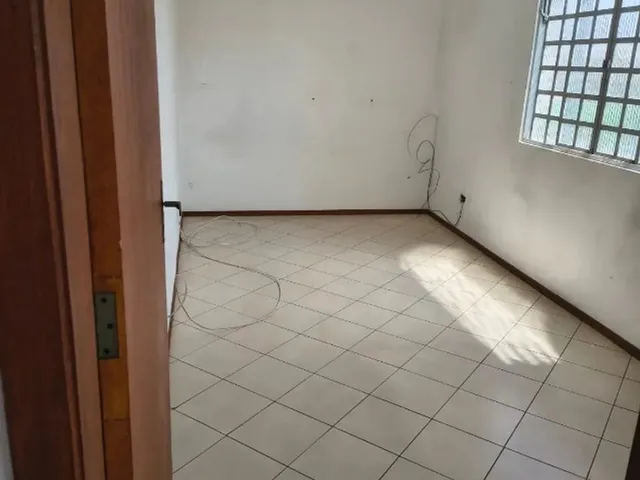 Imagem 8: Apartamento de 2 Quartos no Alto Boqueirão