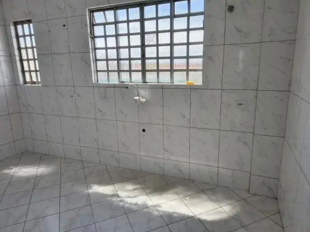 Imagem 5: Apartamento de 2 Quartos no Alto Boqueirão