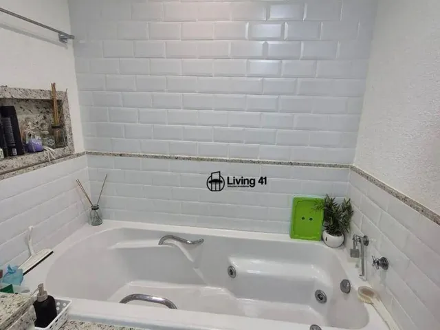 Imagem 6: Apartamento com 2 Dormitórios para Alugar, 111 M² por R$ 9.102,00/Mês - Batel