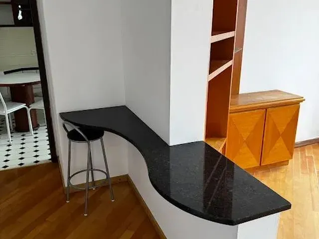 Imagem 6: Apto Centro Cívico - 2Quartos, 2 Bwcs. - Uma Quadra do Shopping Muller