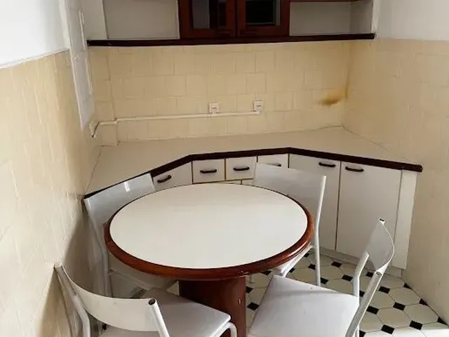 Imagem 2: Apto Centro Cívico - 2Quartos, 2 Bwcs. - Uma Quadra do Shopping Muller