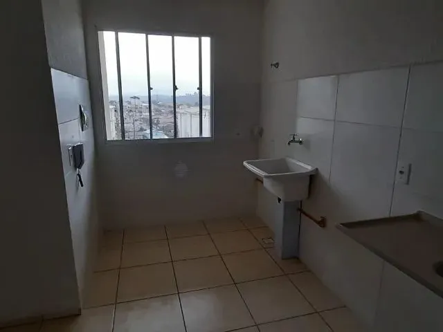 Imagem 7: Aluga-Se Apartamento 2 Q. Prox. Hosp. do Rocio