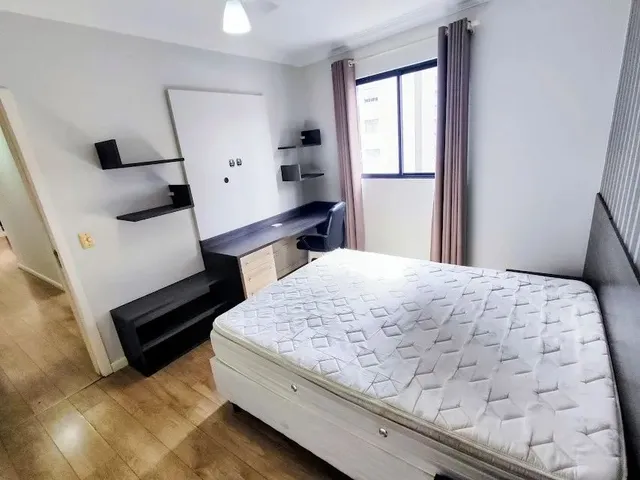 Imagem 5: Apartamento com 2 Quartos para Alugar por R$ 3600.00, 68.53 M2 - Centro - Curitiba/Pr