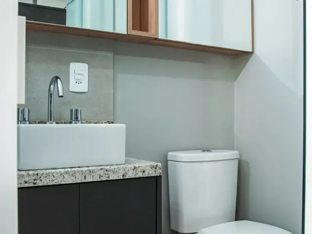 Imagem 6: Studio Ravi Mercês! Sacada com Churrasqueira À Carvão! Alto Padrão!