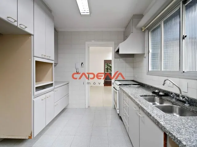 Imagem 5: Apartamento com 4 Quartos e Vaga Dupla para Aluguel no Centro