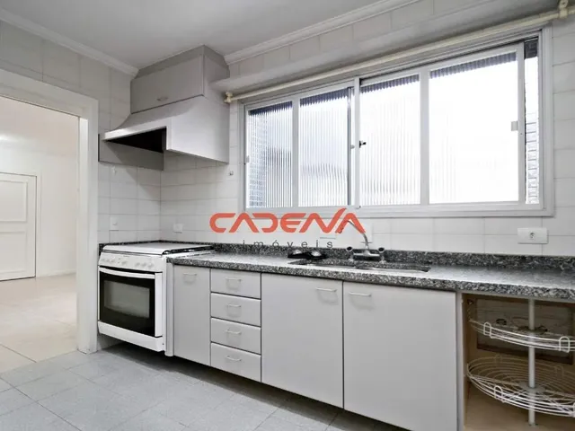 Imagem 15: Apartamento com 4 Quartos e Vaga Dupla para Aluguel no Centro