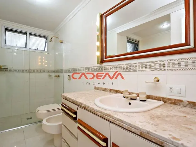 Imagem 7: Apartamento com 4 Quartos e Vaga Dupla para Aluguel no Centro