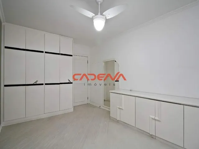 Imagem 3: Apartamento com 4 Quartos e Vaga Dupla para Aluguel no Centro