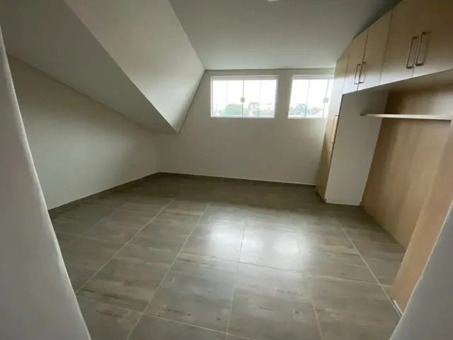 Imagem 4: Imóvel para Aluguel com 52 Metros Quadrados com 1 Quarto em Capão da Imbuia - Curitiba
