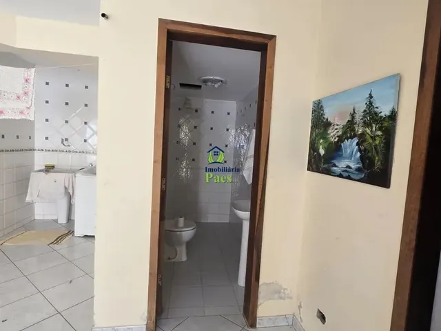 Imagem 16: Imóvel para Aluguel Possui 220M² com 3 Quartos em Cajuru - Curitiba - Pr