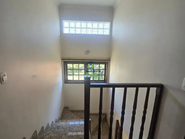 Imagem 9: Imóvel para Aluguel Possui 220M² com 3 Quartos em Cajuru - Curitiba - Pr