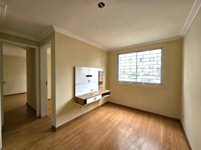 Imagem 3: Apartamento com 2 Quartos para Alugar por R$ 1750.00, 53.31 M2 - Pinheirinho - Curitiba/Pr