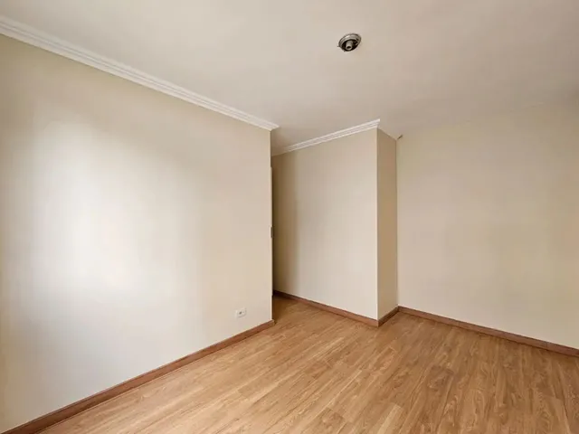 Imagem 8: Apartamento com 2 Quartos para Alugar por R$ 1750.00, 53.31 M2 - Pinheirinho - Curitiba/Pr