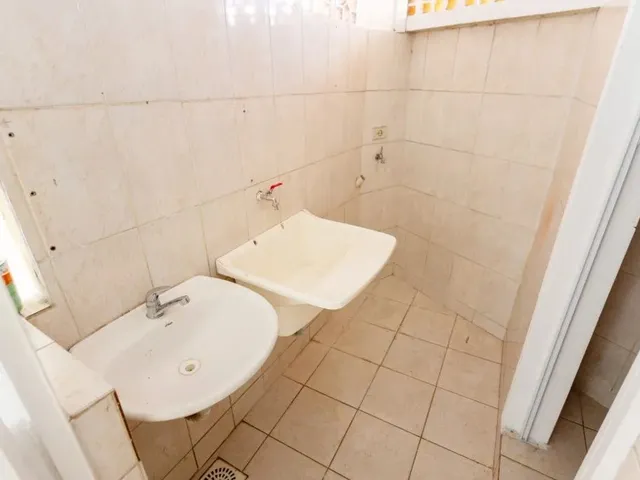 Imagem 2: Apartamento com 2 Quartos para Alugar por R$ 1800.00, 50.00 M2 - Bigorrilho - Curitiba/Pr