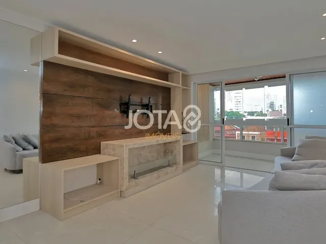 Imagem: Apartamento com 3 Dormitórios no Batel