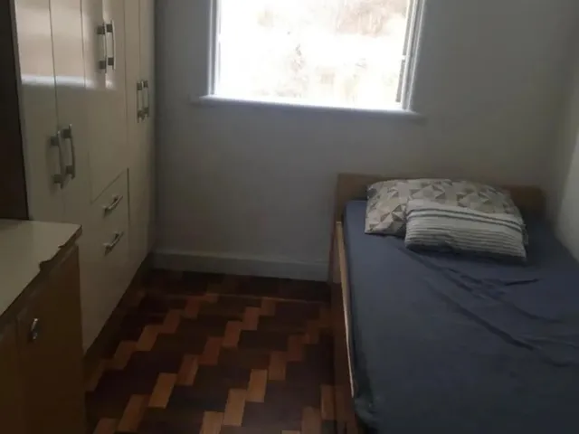 Imagem 2: Quarto no Centro de Curitiba