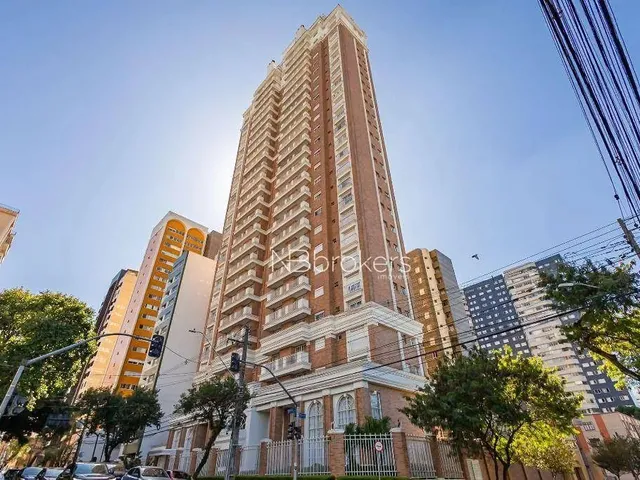 Imagem: Apartamento Amplo e Sofisticado À Venda