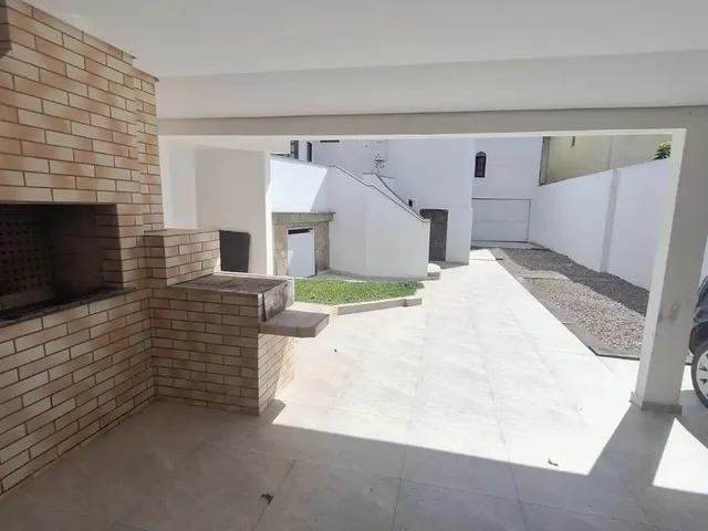 Imagem 4: Casa para Alugar, 03 Quartos, 04 Vagas, Piscina, Uberaba, Curitiba