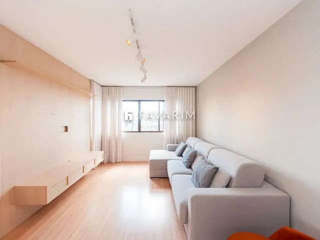 Imagem 7: Apto Mobiliado com 03 Quartos Sendo 01 Suíte e Duas Vagas de Garagem para Locação. Ref