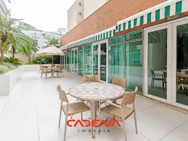 Imagem 6: Apartamento com 2 Quartos e 2 Vagas para Aluguel no Centro