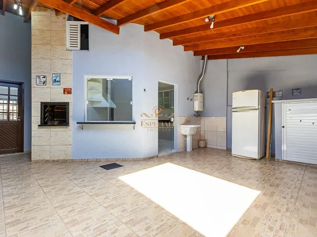 Imagem 9: Sobrado Triplex para Locação em Condomínio Fechado | 4 Dormitórios Suítes