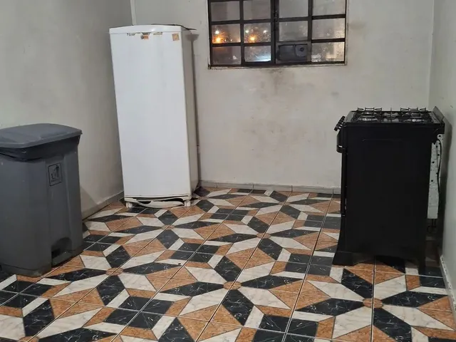 Imagem: Alugo Quarto Perto Terminal.cic