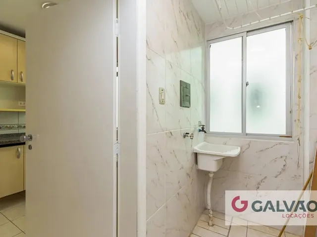 Imagem 4: Apartamento 02 Quartos no Água Verde Rua Amazonas 1º Andar