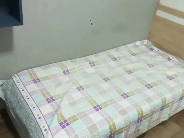 Imagem: Aluga-Se Quarto para Moças - 1 Pessoa
