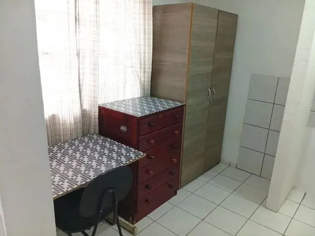 Imagem 4: Quitinete Mobiliada Individual Próx. Terminal Pinheirinho, Apenas Masculino
