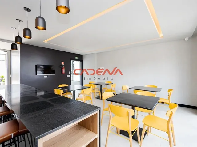 Imagem 2: Apartamento com 1 Quarto e 1 Vaga para Aluguel no Batel