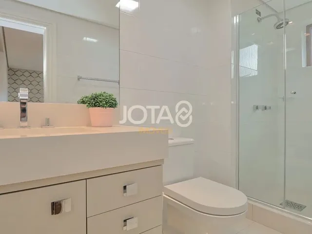 Imagem 6: Elegante Apartamento Mobiliado no Cabral Elegante Apartamento Mobiliado no Cabral