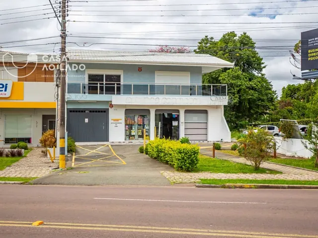 Imagem 1: Sobrado 315M² com 04 Quartos no Bom Retiro - Curitiba/Pr